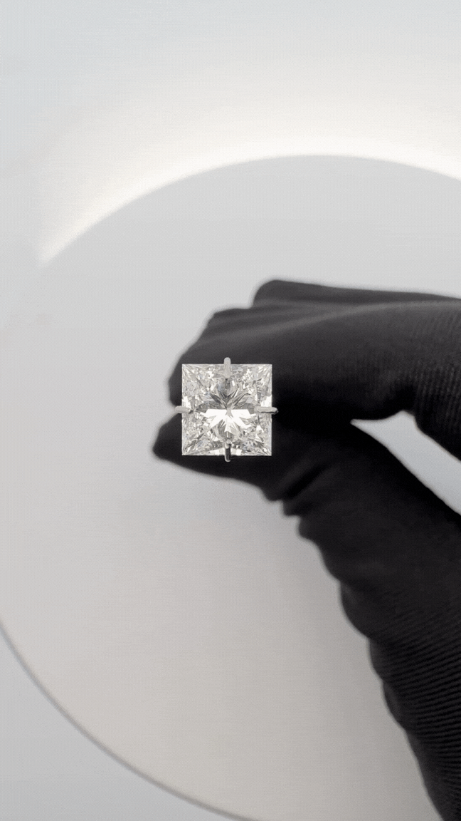 1.20ct - 1.25ct Princess Lab Grown Diamond IGI Certified - VS 1 Clarity, E Color