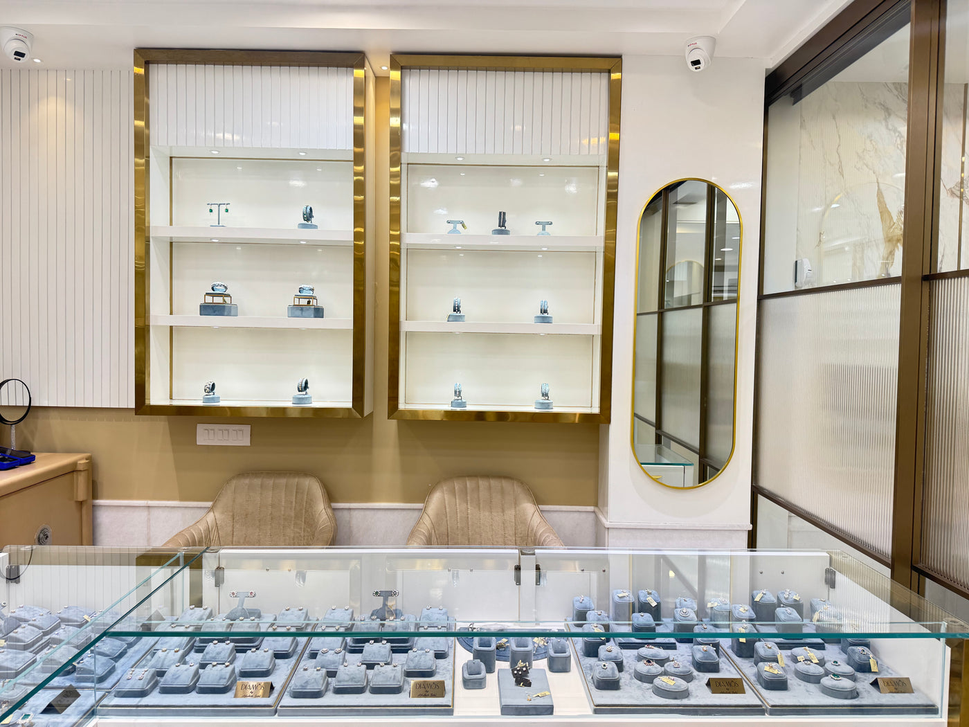 The Diamos boutique