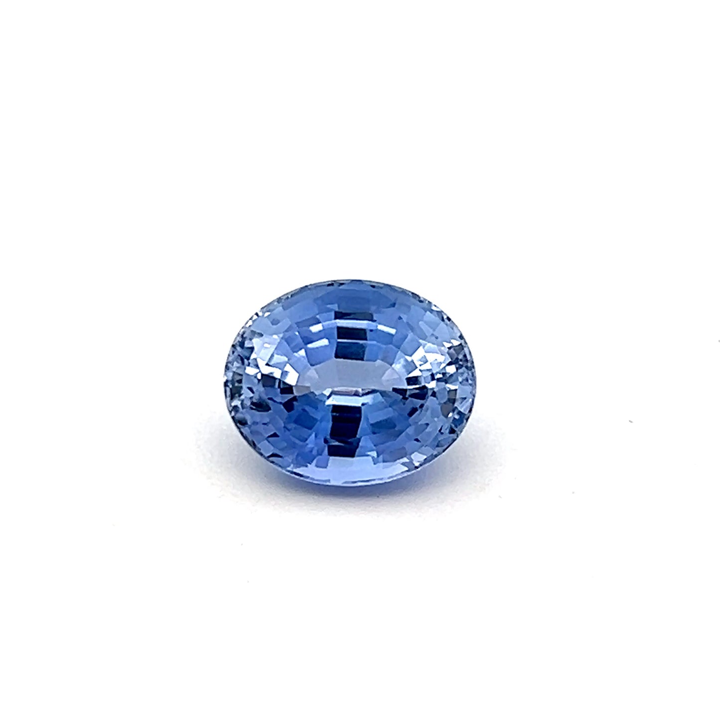 Medium blue oval sapphire 6.88ct