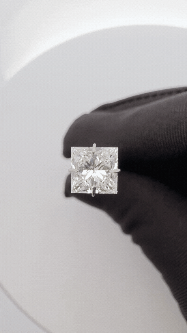 2.20ct - 2.25ct Princess Lab Grown Diamond IGI Certified - VS 1 Clarity, E Color