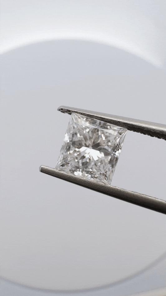 IGI Certified Lab Grown Diamond 2.45ct - 2.50ct Princess - E Color, VS 1 Clarity