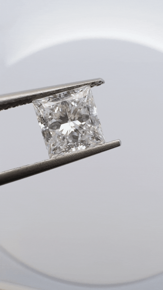 IGI Certified Lab Grown Diamond 2.70ct - 2.75ct Princess - E Color, VS 1 Clarity