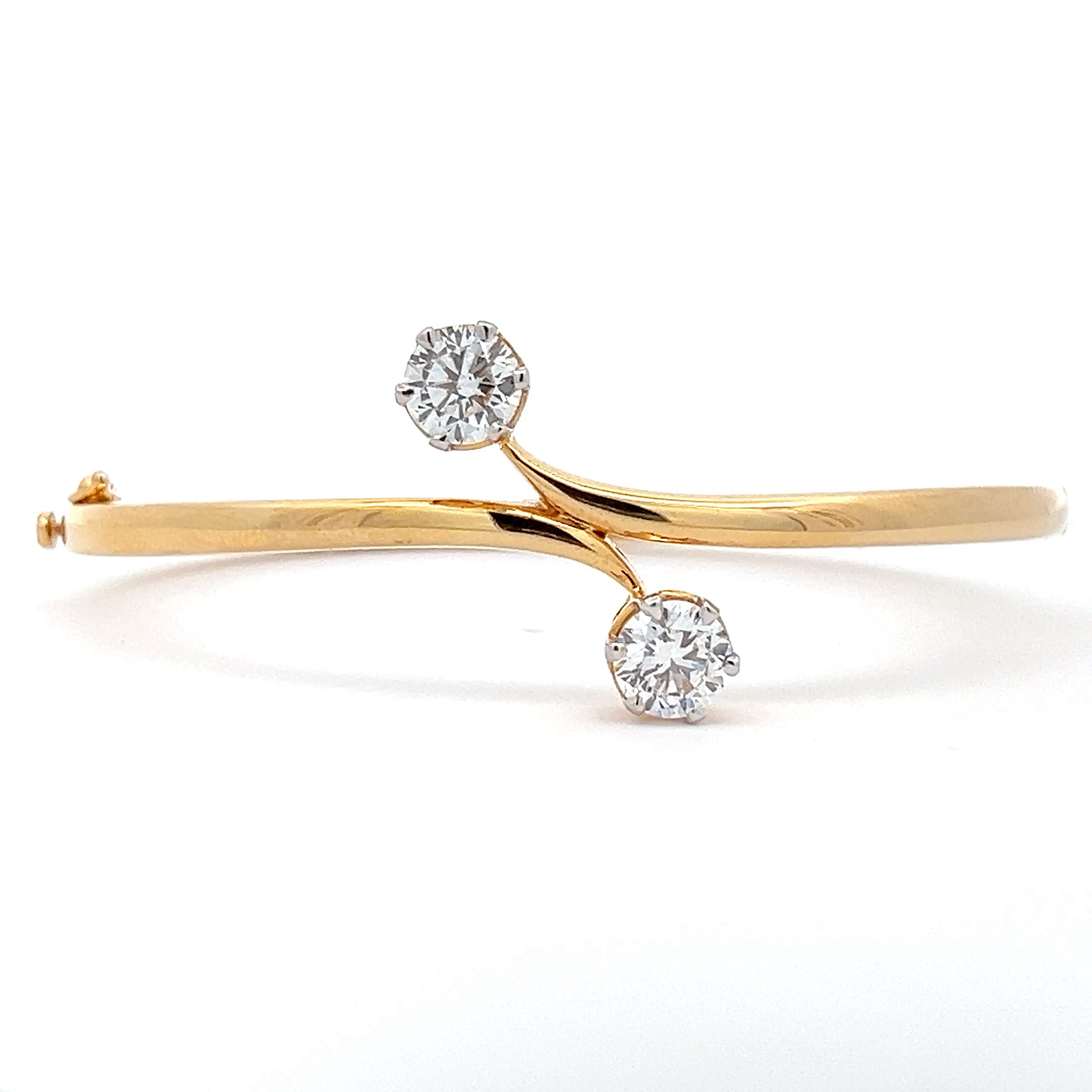 Infinitude Bracelet 1.60ct In Round Shape Solitaire 14k Gold With Lab Grown Moissanite