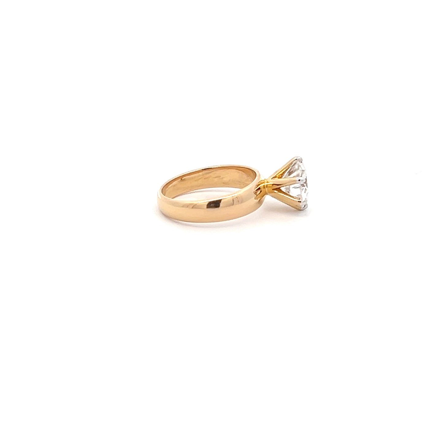 Anillo Starry Glam de forma redonda de 1,25 quilates en oro de 14 k con moissanita cultivada en laboratorio Diamos