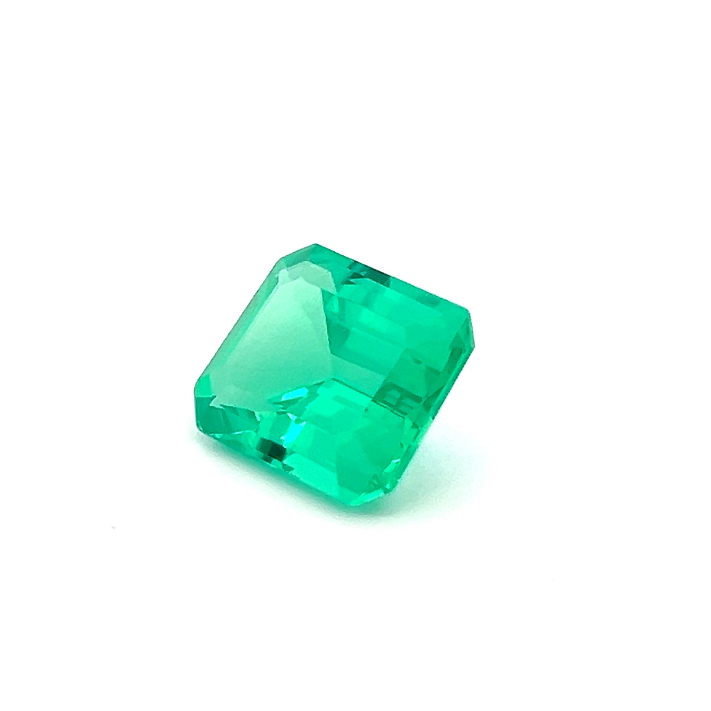 Octagon 6.95 Ct Emerald Panna