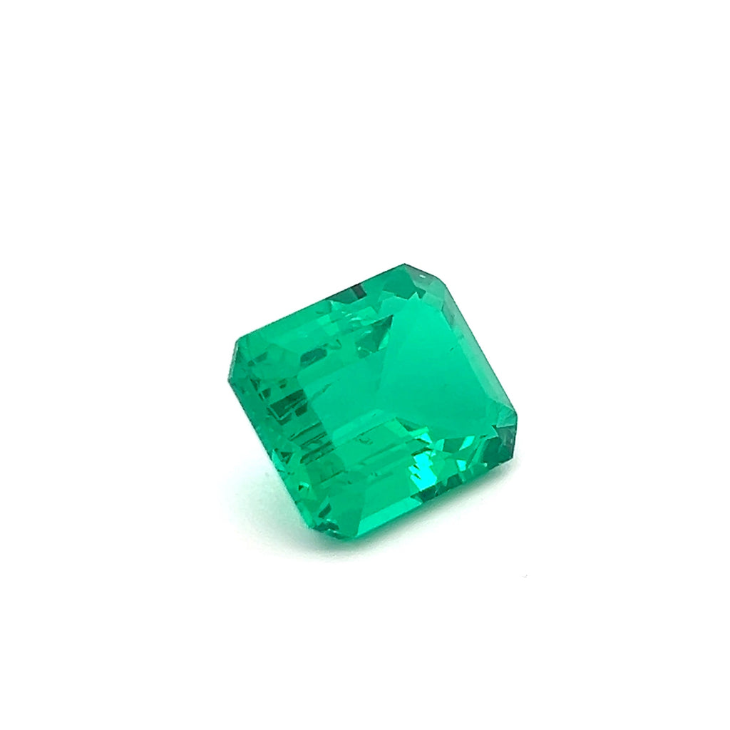 Octagon 7.55 Ct Lab Grown Emerald – Luxury Green Gemstone