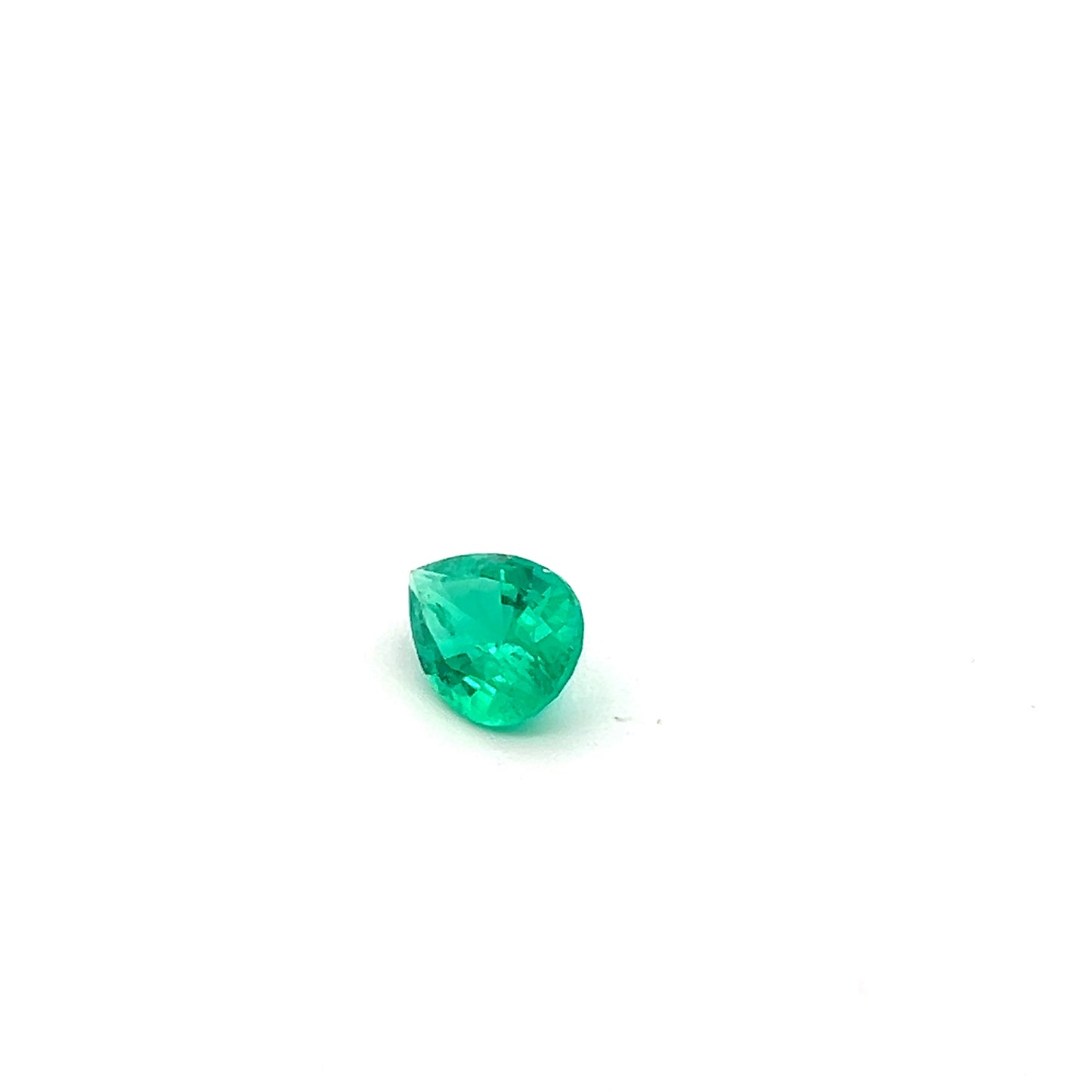 1.82 Carats Colombian Emerald 