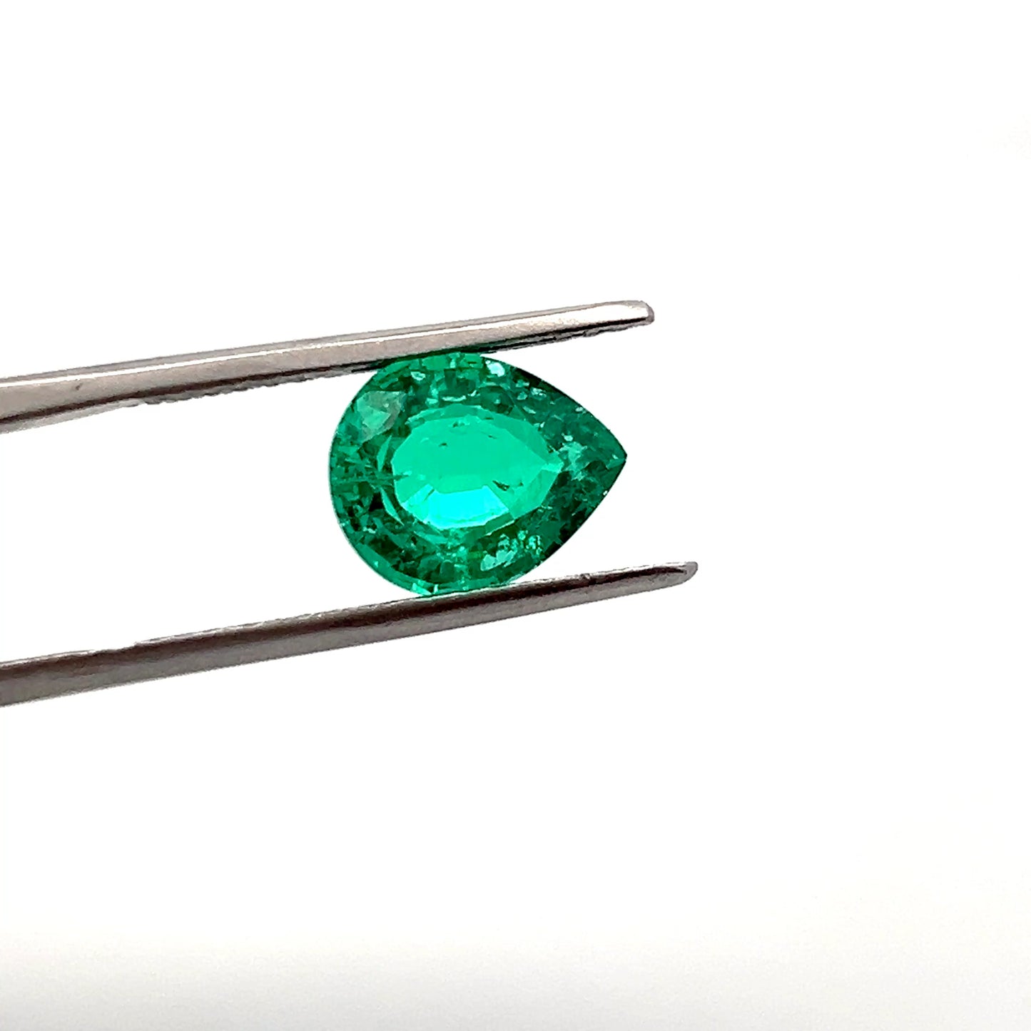 2.92 Carats Pear Lab Grown Colombian Emerald
