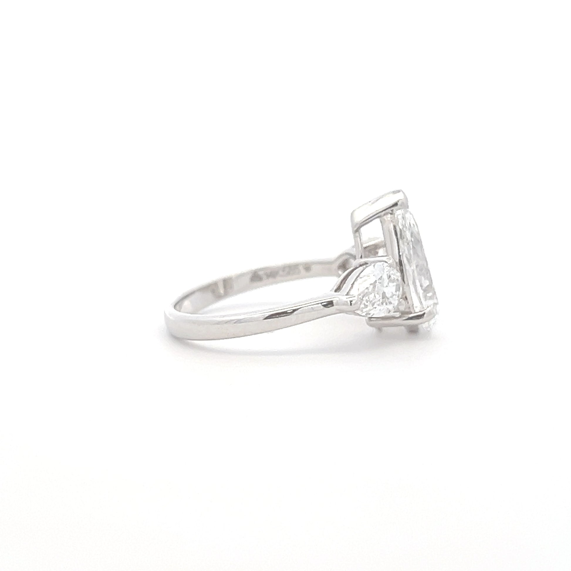 IGI Certified Lab Grown Pear Diamond Ring side b