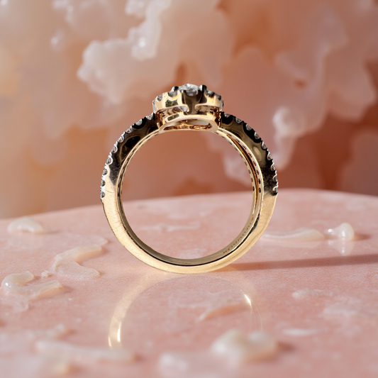 Lab Grown Oval Halo Diamond Ring In 14k Gold