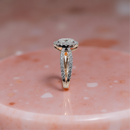 Lab Grown Oval Halo Diamond Ring In 14k Gold