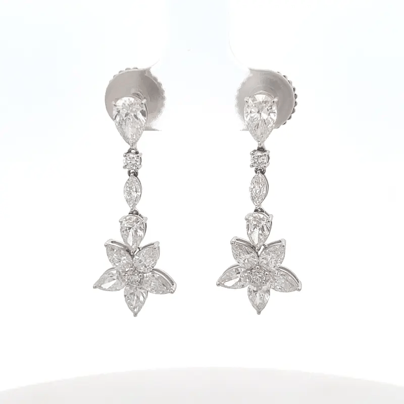 Elegant Drop Lab-Grown Diamond Ear Studs | 14K Gold Pear Shape Design