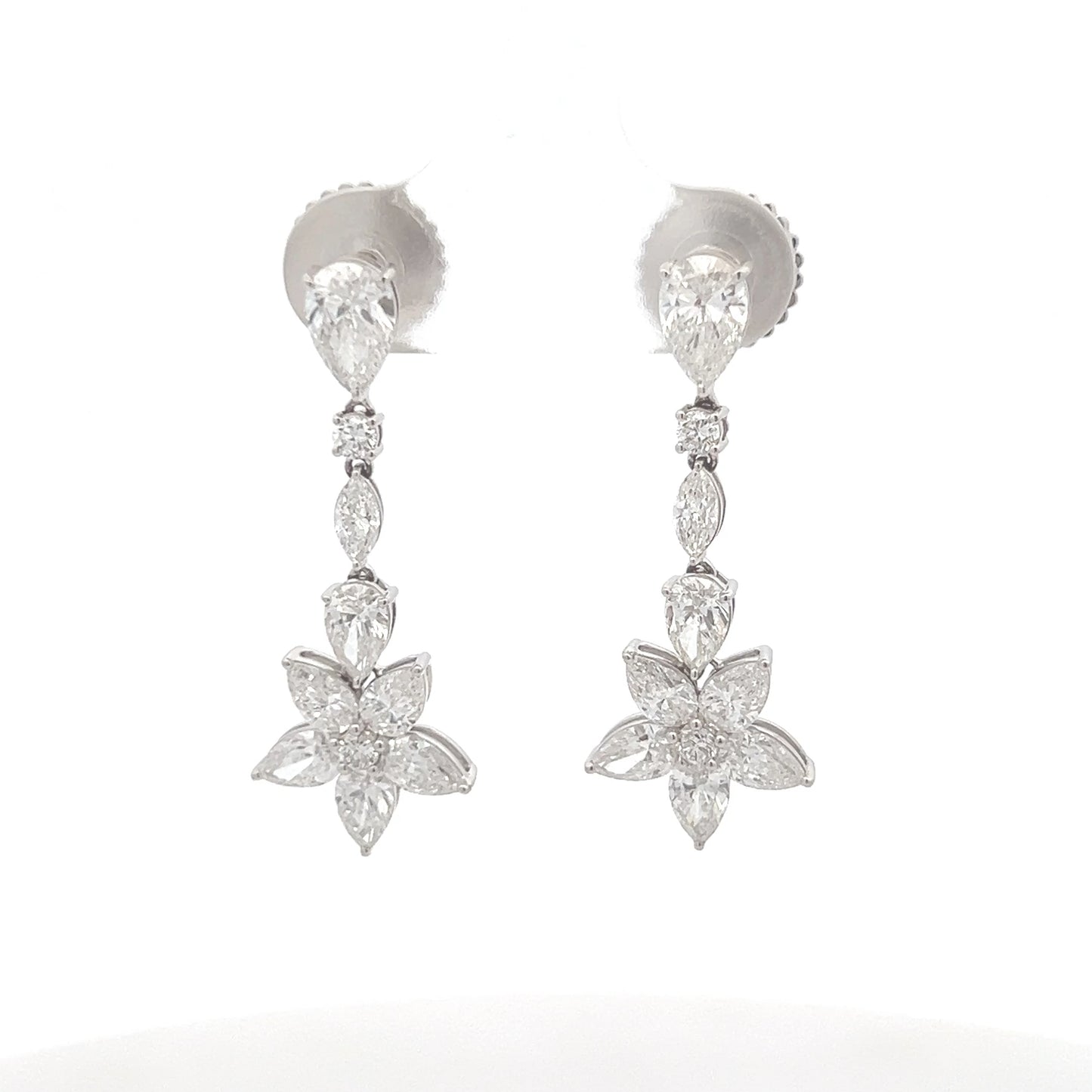 Elegant Drop Lab-Grown Diamond Ear Studs | 14K Gold Pear Shape Design