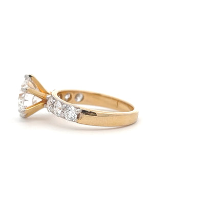 Lab Grown Round Brilliant Diamond Engagement Ring In 14K GOLD