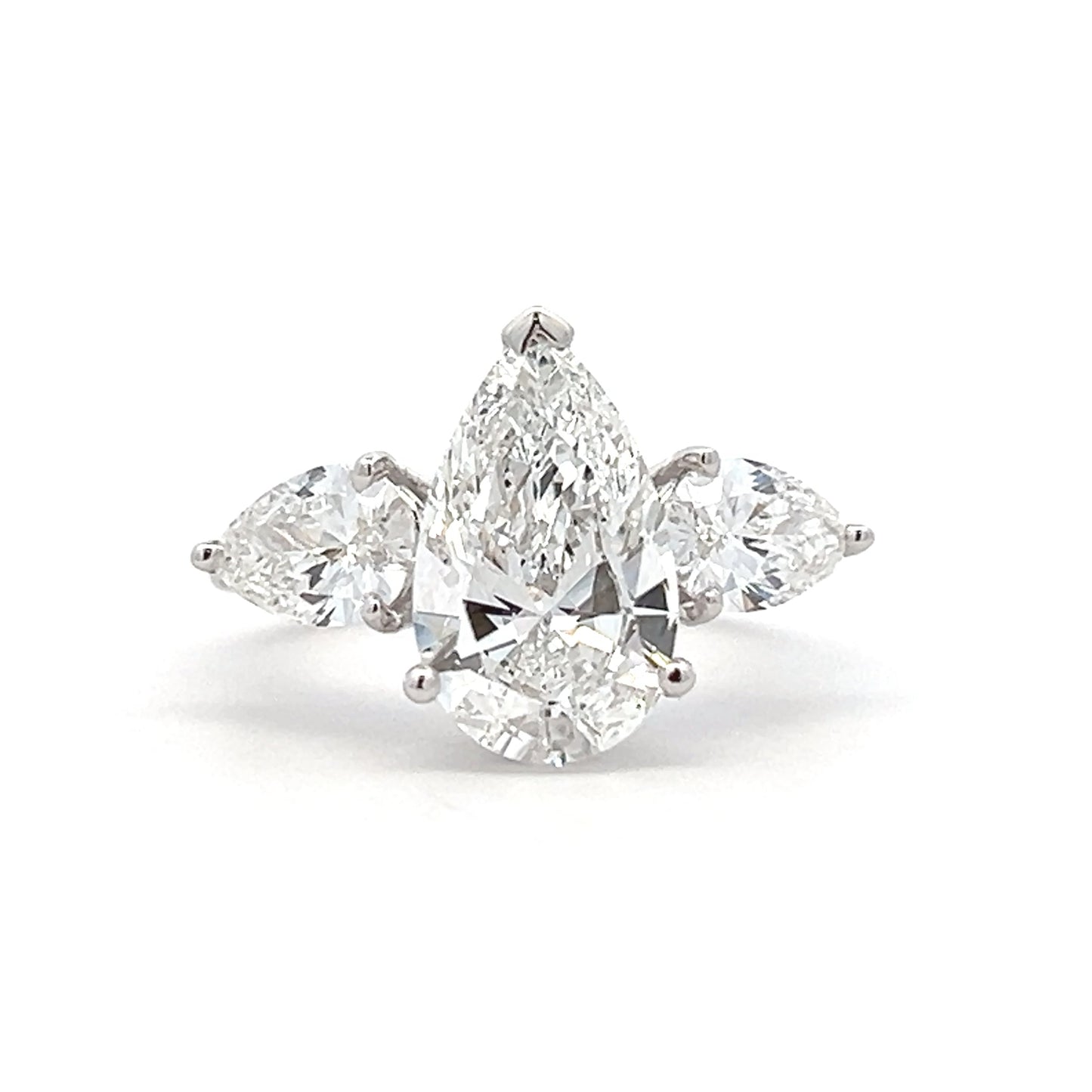 IGI Certified Lab Grown Diamond Engagement Ring In 14k Gold