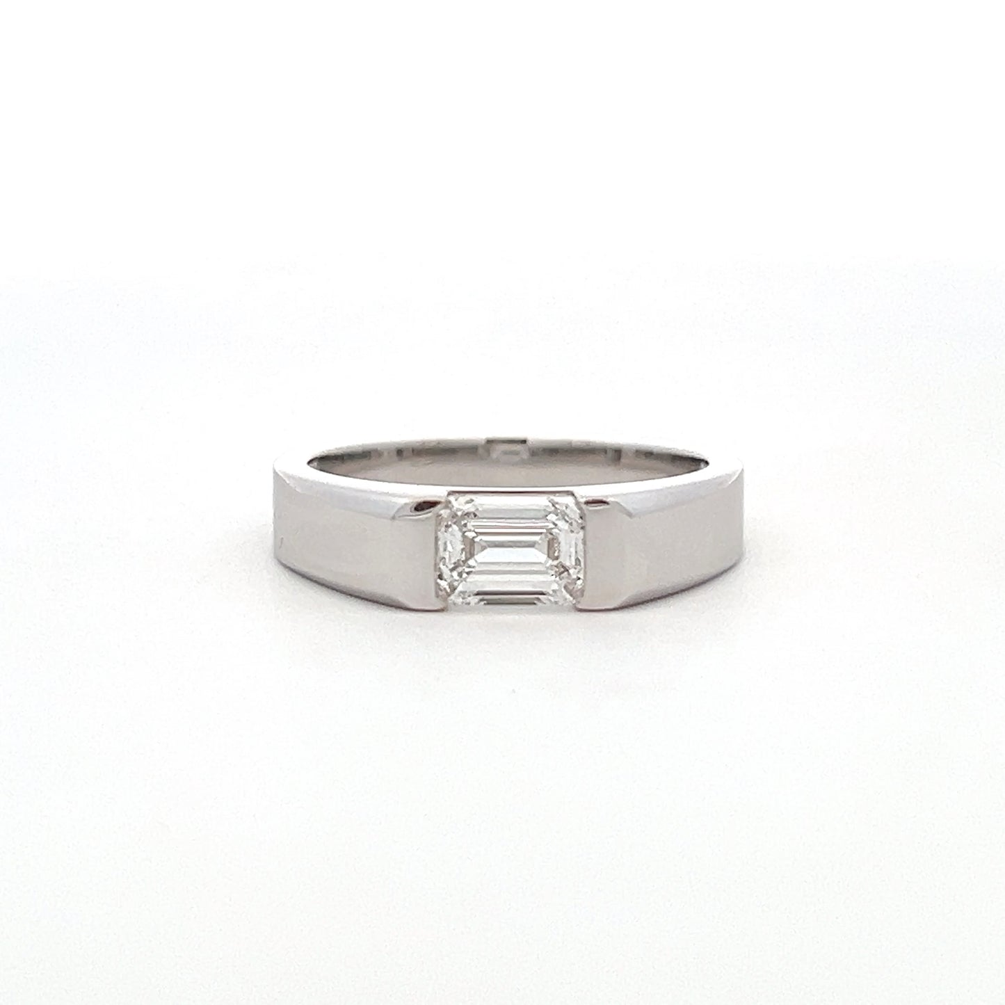 Lab Grown Emerald Cut Mens Ring In 14k Gold