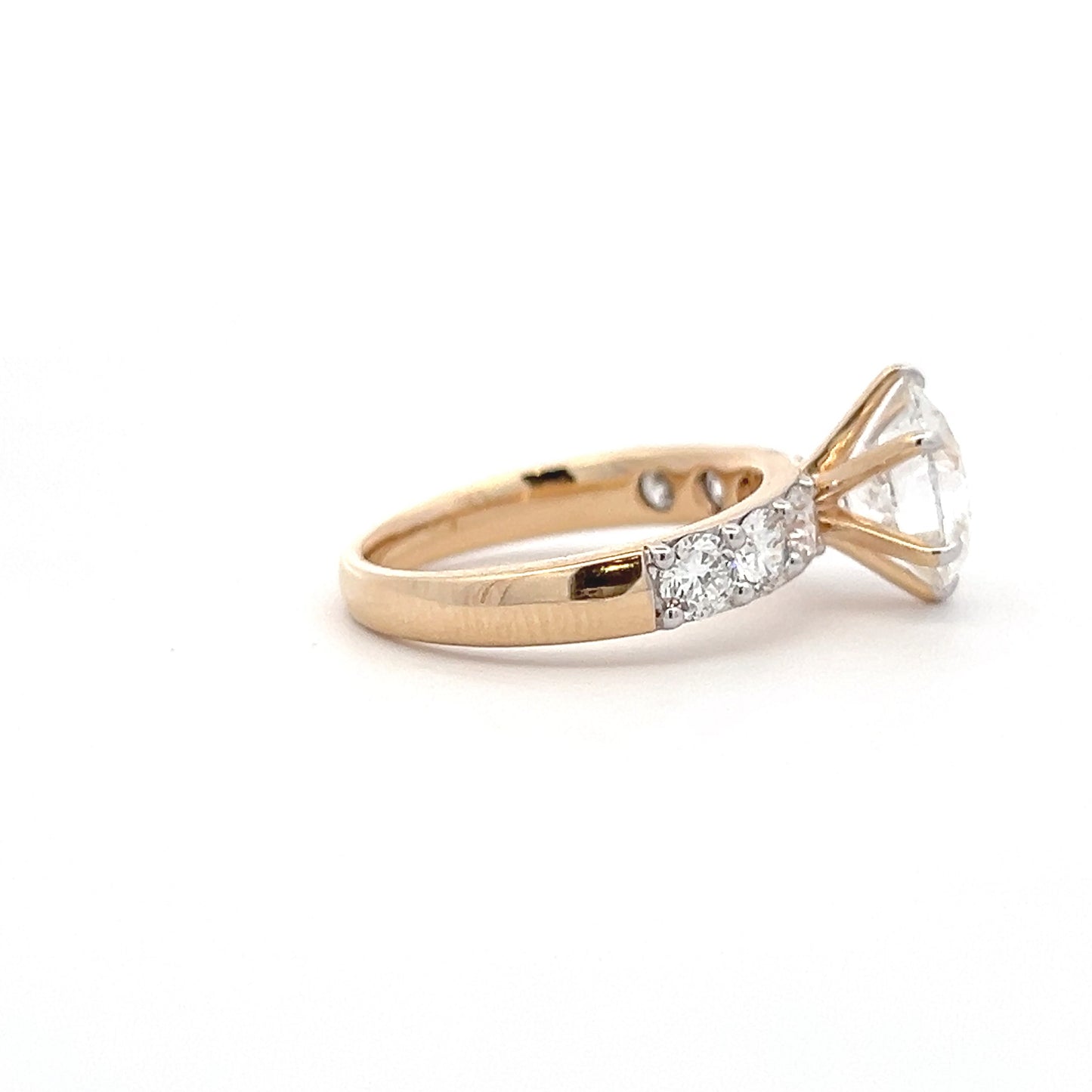 Lab Grown Round Brilliant Diamond Ring In 14K Yellow Gold