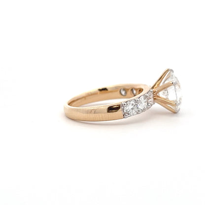 Lab Grown Round Brilliant Diamond Ring In 14K Yellow Gold