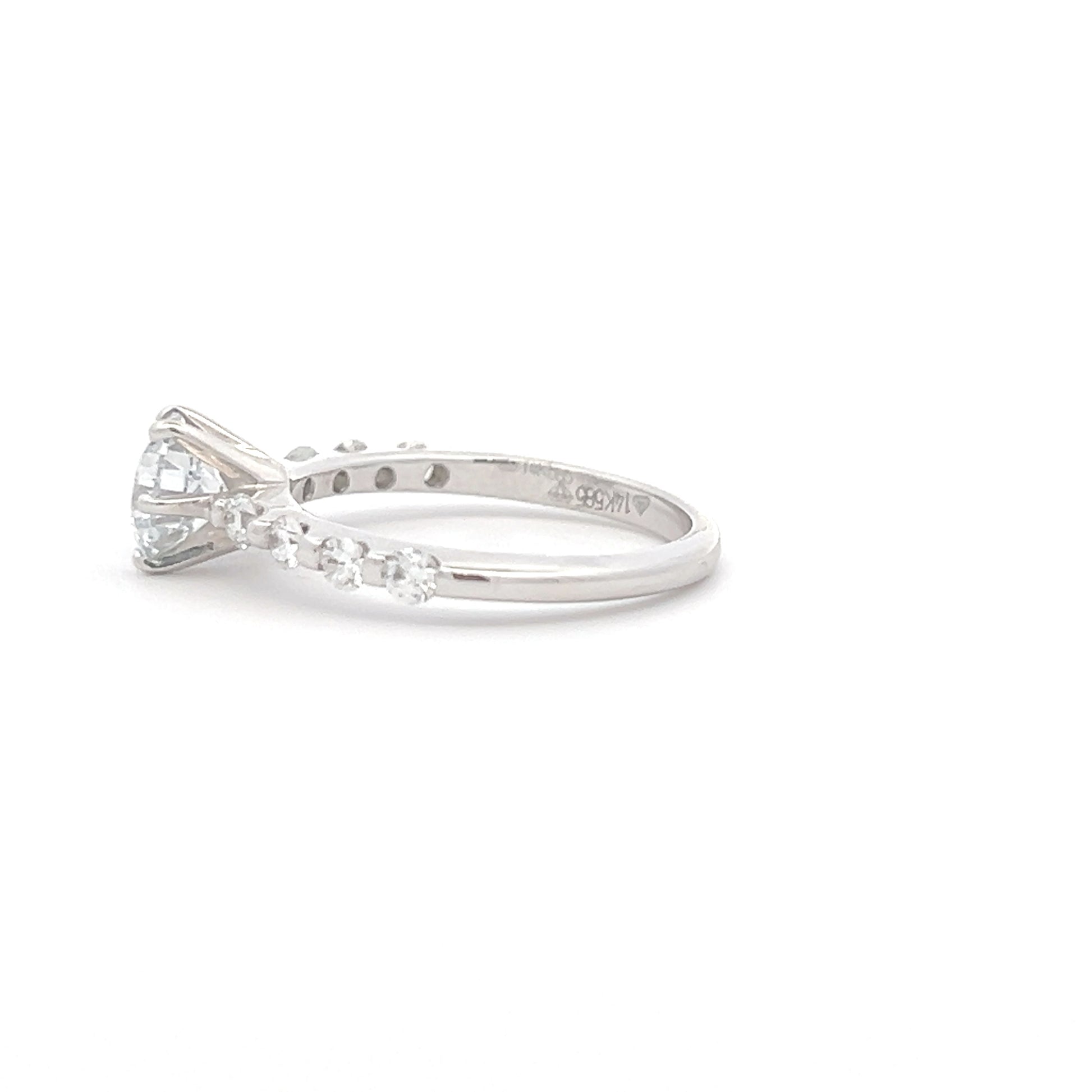 Lab Grown Diamond Solitaire Round Brilliant Ring r19 b
