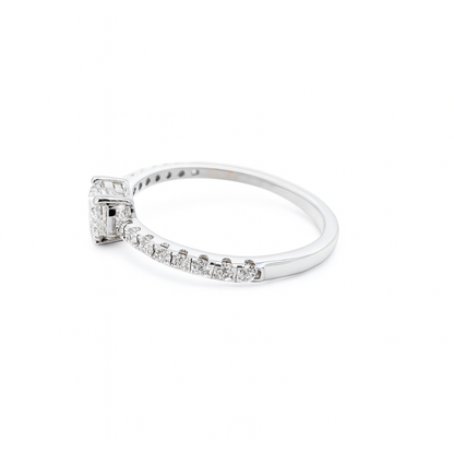 Lab Grown Heart Diamond Band Ring In 14k Gold r53r
