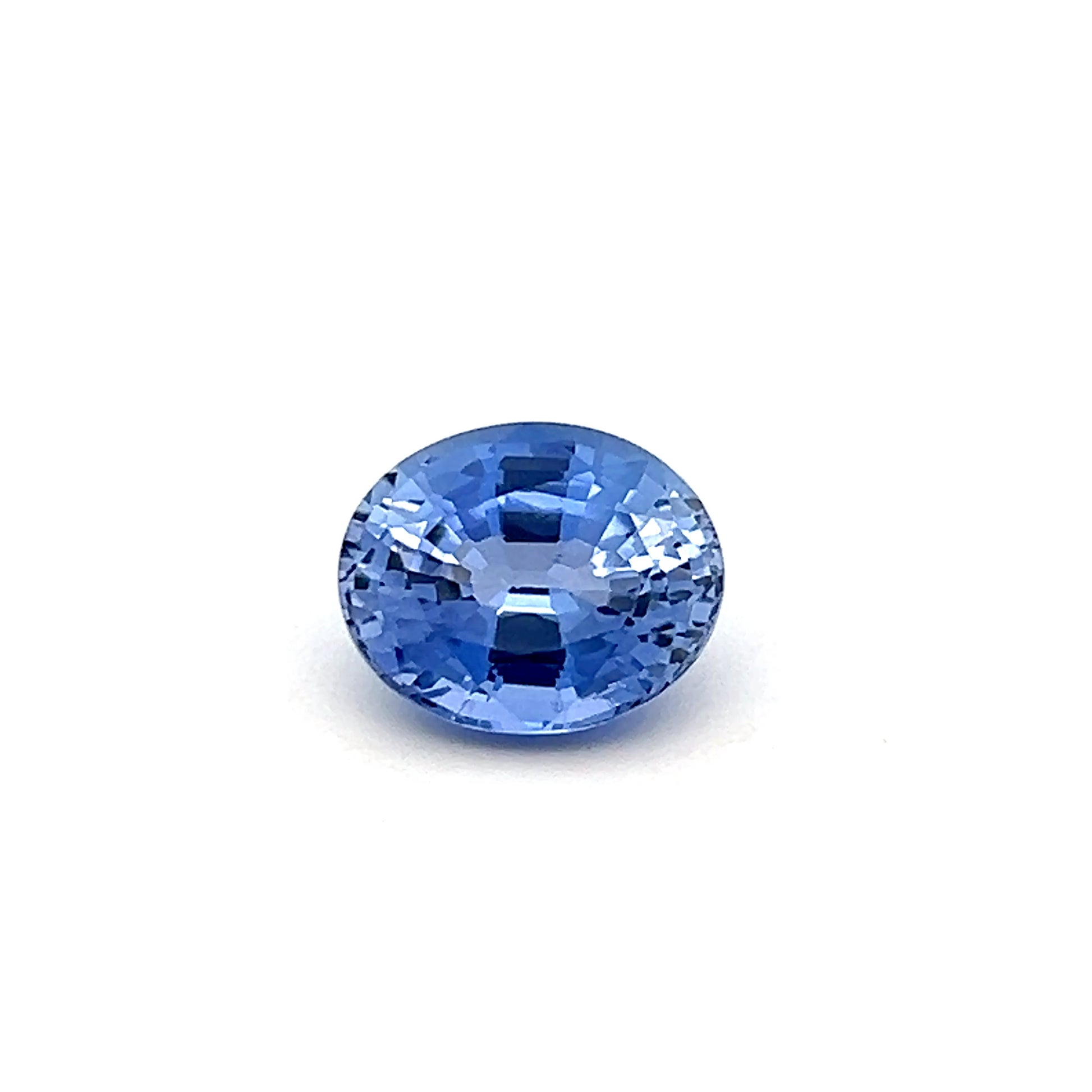 Medium blue oval sapphire 6ct