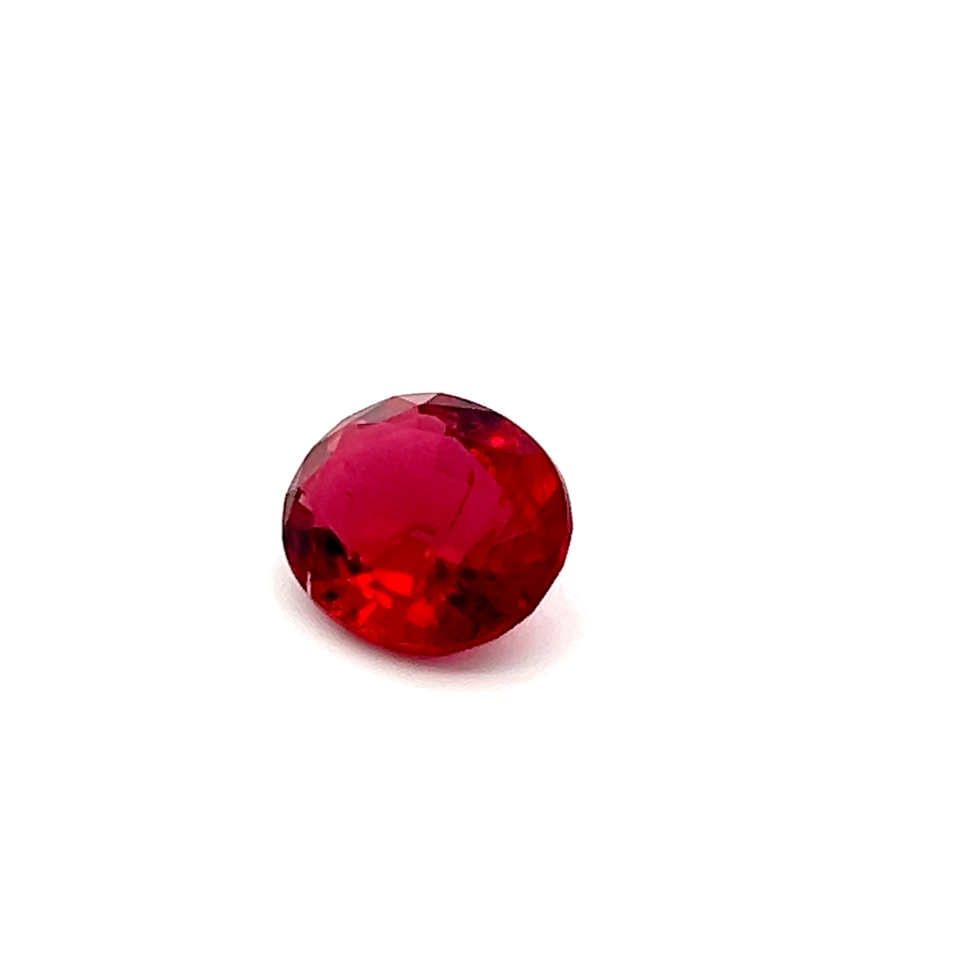 oval red beryl 3.16ct c