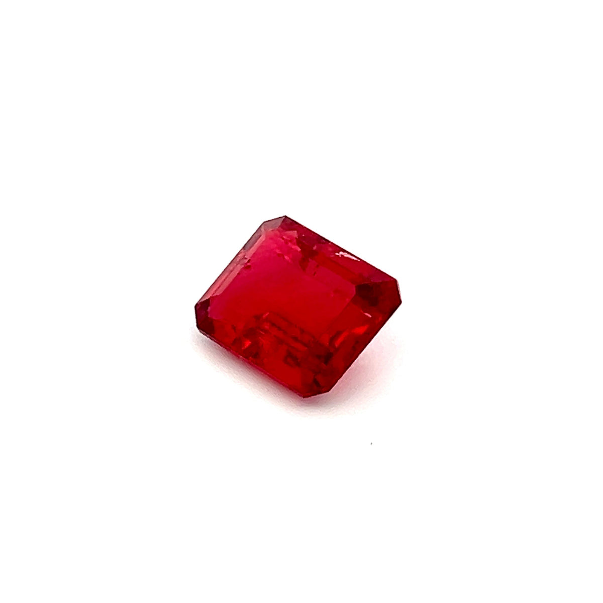 3.74 Ct Lab Grown Octagon Red beryl, red beryl 3.74 carats