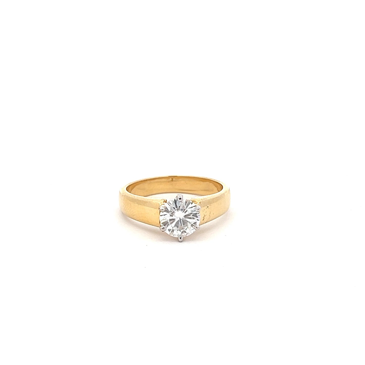 Anillo Heritage Halo de forma redonda de 1,50 quilates en oro de 14 k con moissanita cultivada en laboratorio Diamos