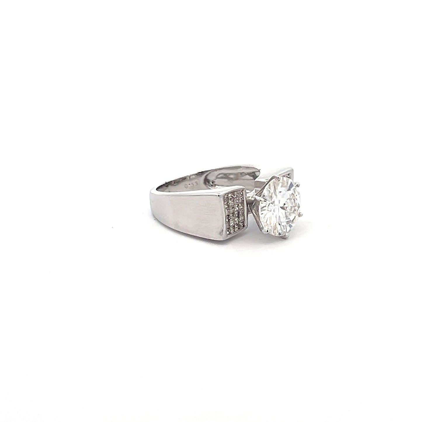 Luminous Grace 4.55ct Round Shape Ring In 14k White Gold With Diamos Lab Grown Moissanite