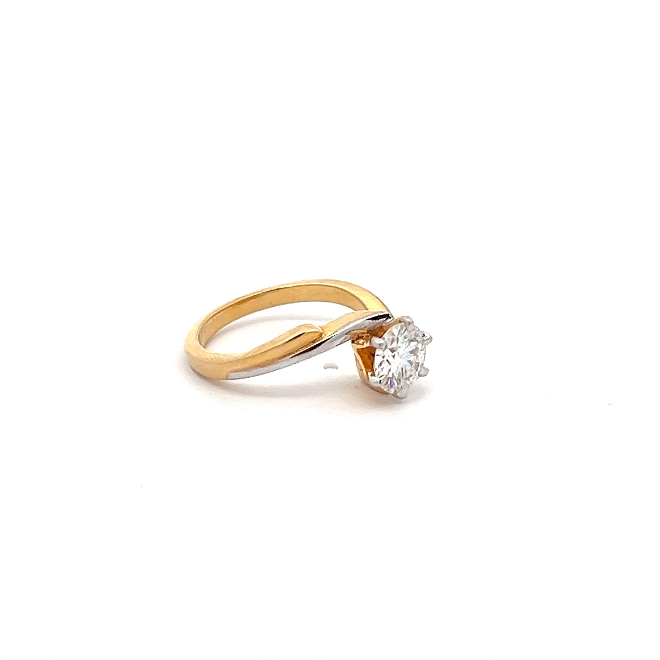 Solitaire 1.25ct Lab Diamond Ring In 14k Gold.