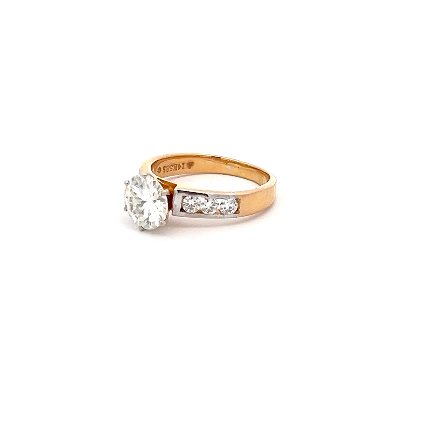 Brilliant Aura 1.86ct Round Shape Ring In 14k Gold With Diamos Lab Grown Moissanite