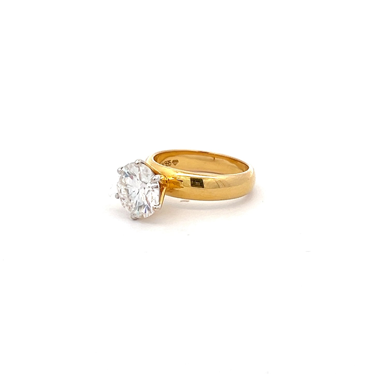 Lustrous Charm 3.5ct Round Shape Ring In 14k Gold With Diamos Lab Grown Moissanite