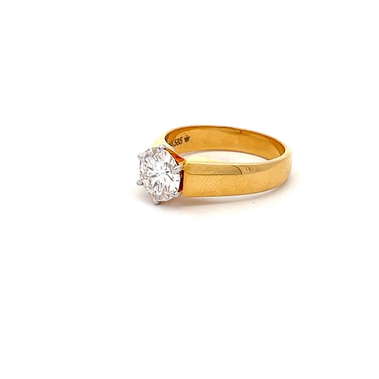 Eclipse Sparkle 2.5ct Round Shape Ring In 14k Gold With Diamos Lab Grown Moissanite