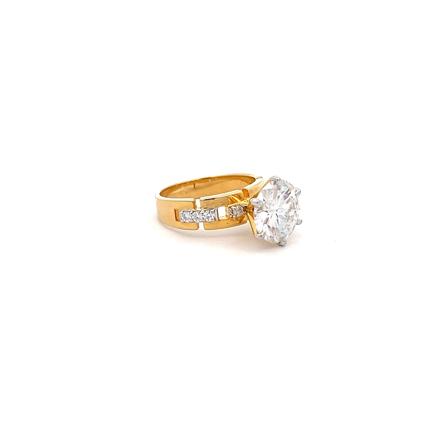 Infinite Shine 5.32ct Round Shape Ring In 14k Gold With Diamos Lab Grown Moissanite