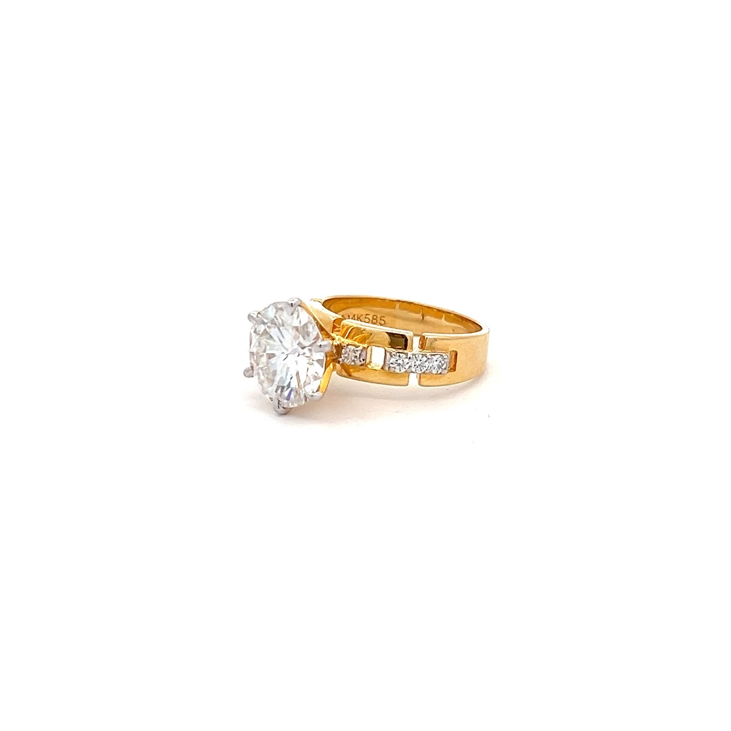 Infinite Shine 5.32ct Round Shape Ring In 14k Gold With Diamos Lab Grown Moissanite