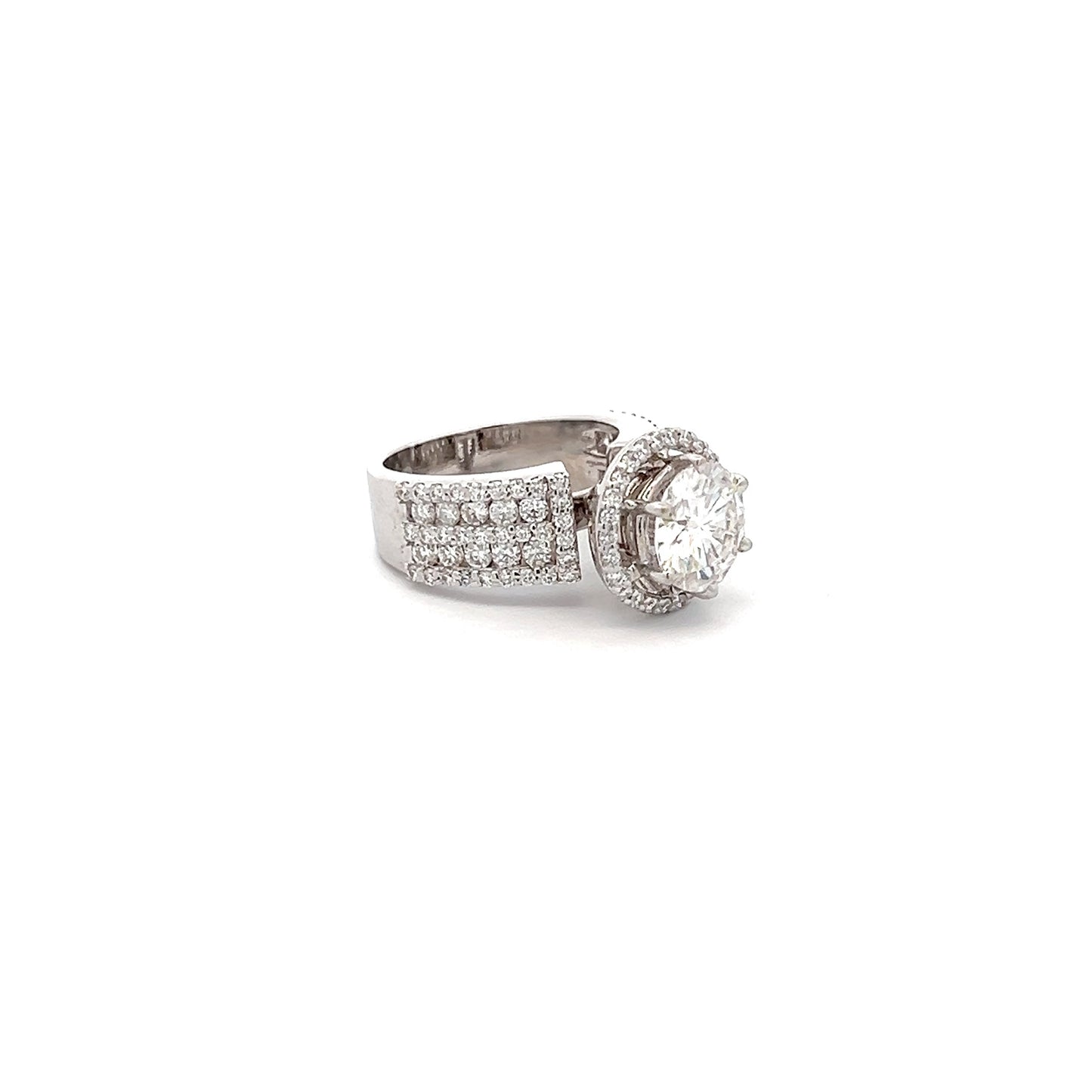 Divine Sparkle 4.56ct Round Shape Ring In 14k White Gold With Diamos Lab Grown Moissanite