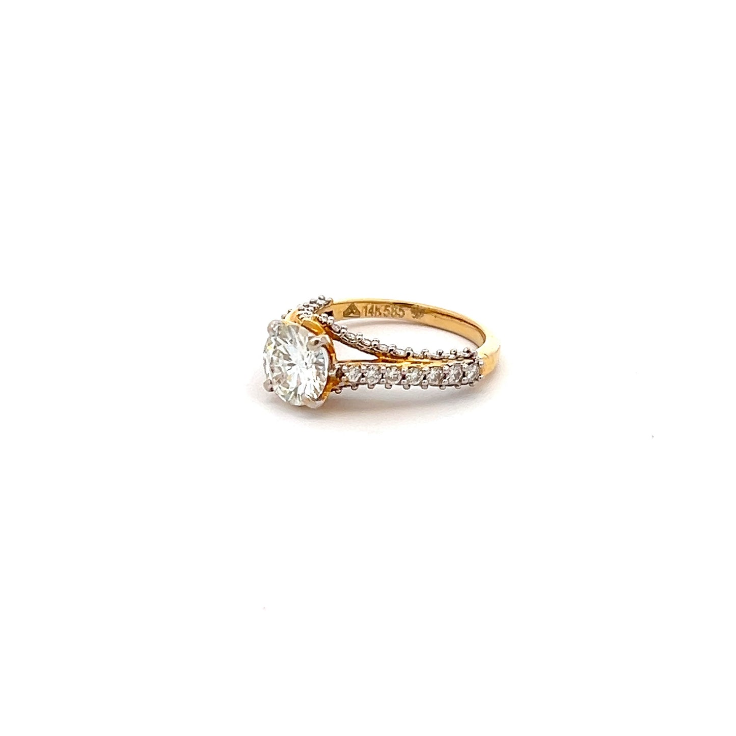 Pristine 2.16ct Round Shape Ring in 14k Gold with Diamos Lab Grown Moissanite