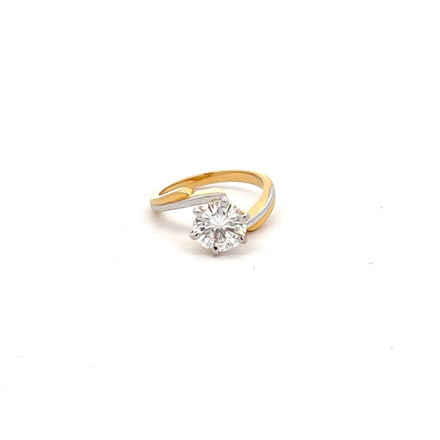 Eternal Radiance 2ct Round Shape Ring In 14k Gold With Diamos Lab Grown Moissanite