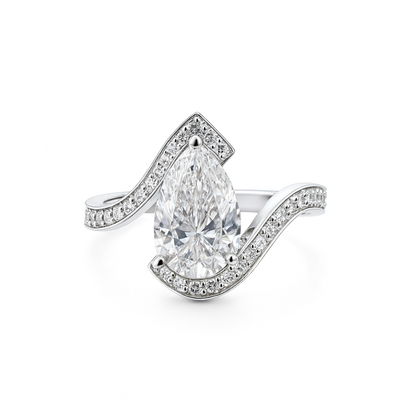 lab Diamond ring with a pear-shaped center stone 