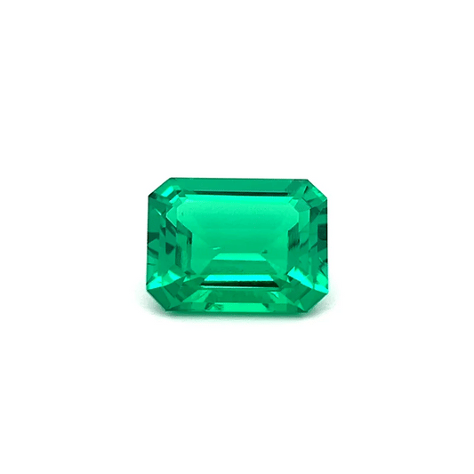 lab grown Emerald 5.99 Ct Octagon 