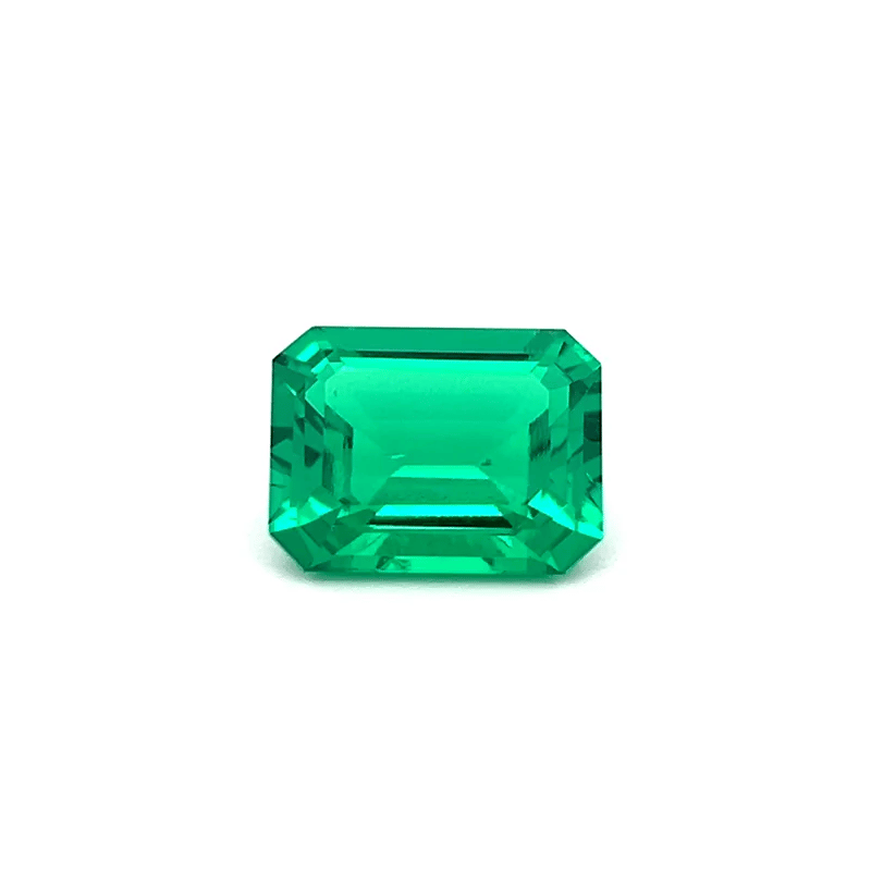 lab grown Emerald 5.99 Ct Octagon 