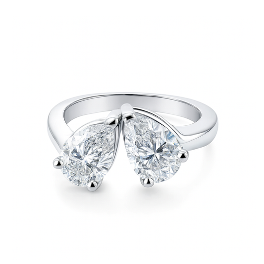 pear-shaped lab grown diamond ring